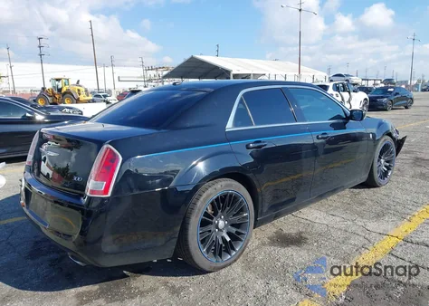 2012 Chrysler 300 S V8 из США, поврежденный, VIN 2C3CCADT6CH315274